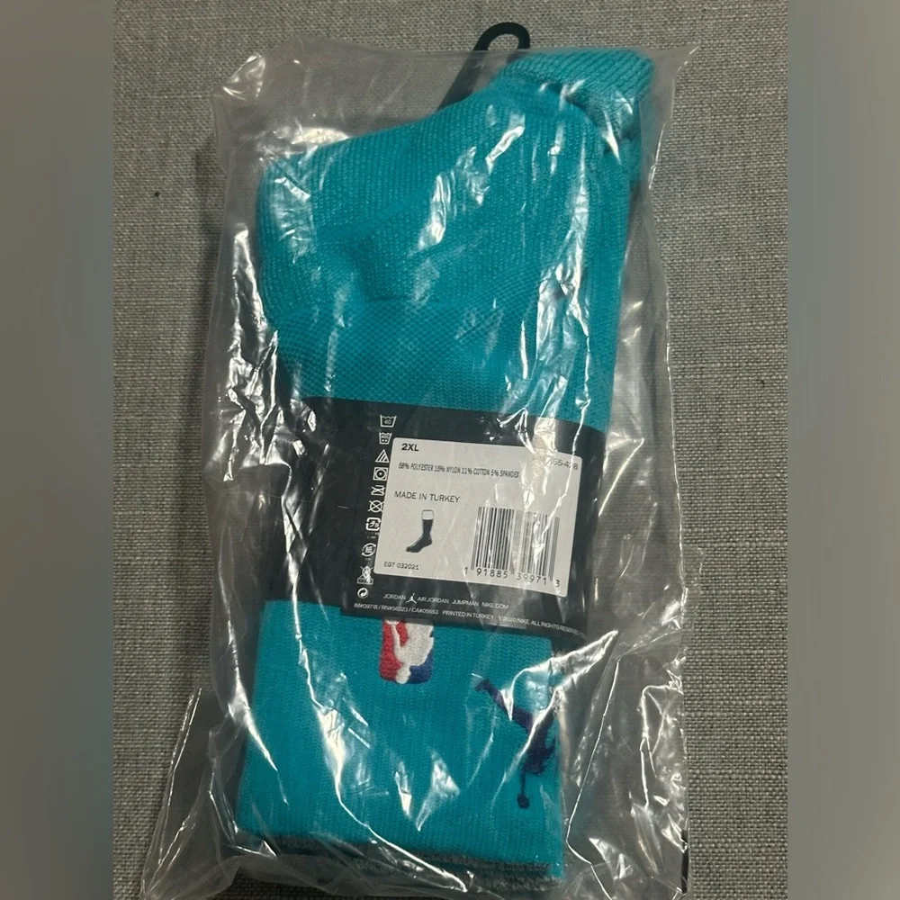 NWT Nike Men`s Elite NBA Grip Power Basketball Mid-Calf Socks - PSK655-428